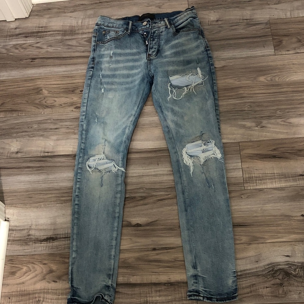 Amiri Jeans | MX1 Distressed Skinny-Leg 4 Button fly